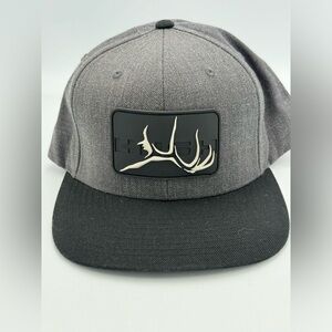 Hush Mens Gray/black Big Rack Skull Embroidery Hunting SnapBack  Hat Cap